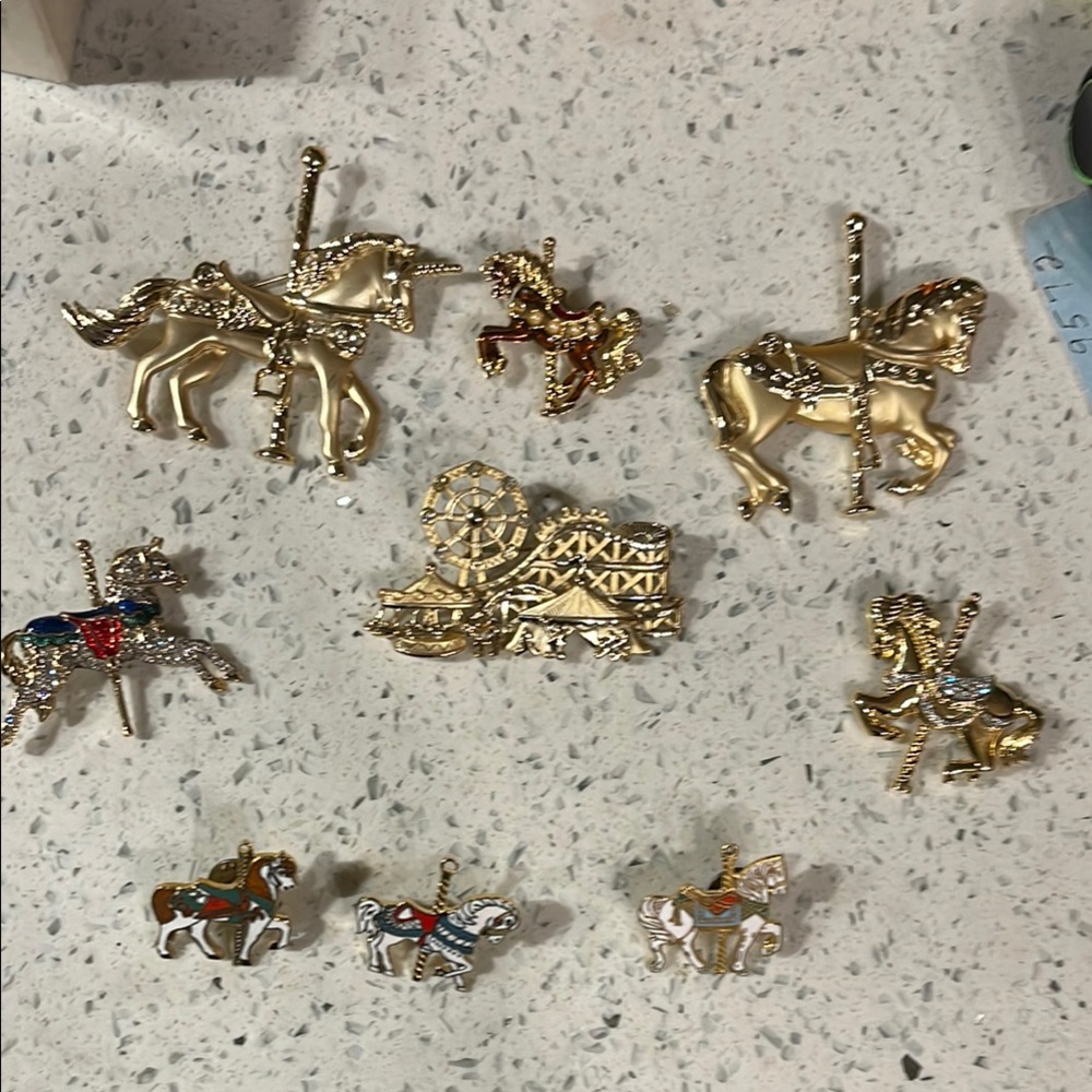 Vintage Carousel Horse Brooch Set